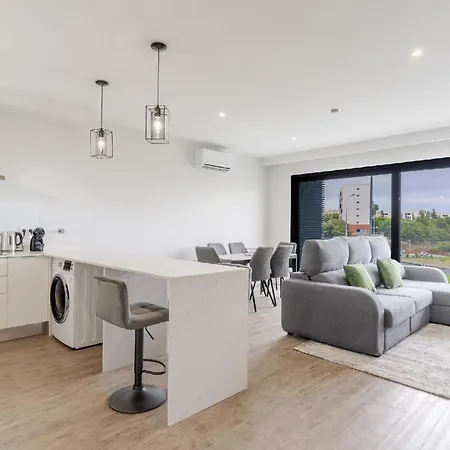 Ferienwohnung Fuer 4 Personen Ca 200 Qm In Funchal, Madeira Und Umgebung Apartment *