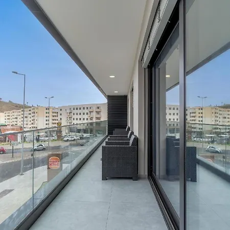Apartment Ferienwohnung Fuer 4 Personen Ca 200 Qm In Funchal, Madeira Und Umgebung *