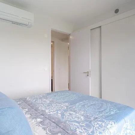 Apartment Ferienwohnung Fuer 4 Personen Ca 200 Qm In Funchal, Madeira Und Umgebung Funchal (Madeira)