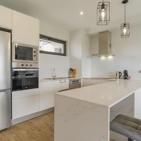 Ferienwohnung Fuer 4 Personen Ca 200 Qm In Funchal, Madeira Und Umgebung