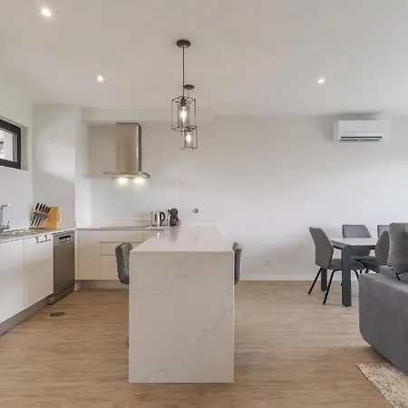 Ferienwohnung Fuer 4 Personen Ca 200 Qm In Funchal, Madeira Und Umgebung Apartment